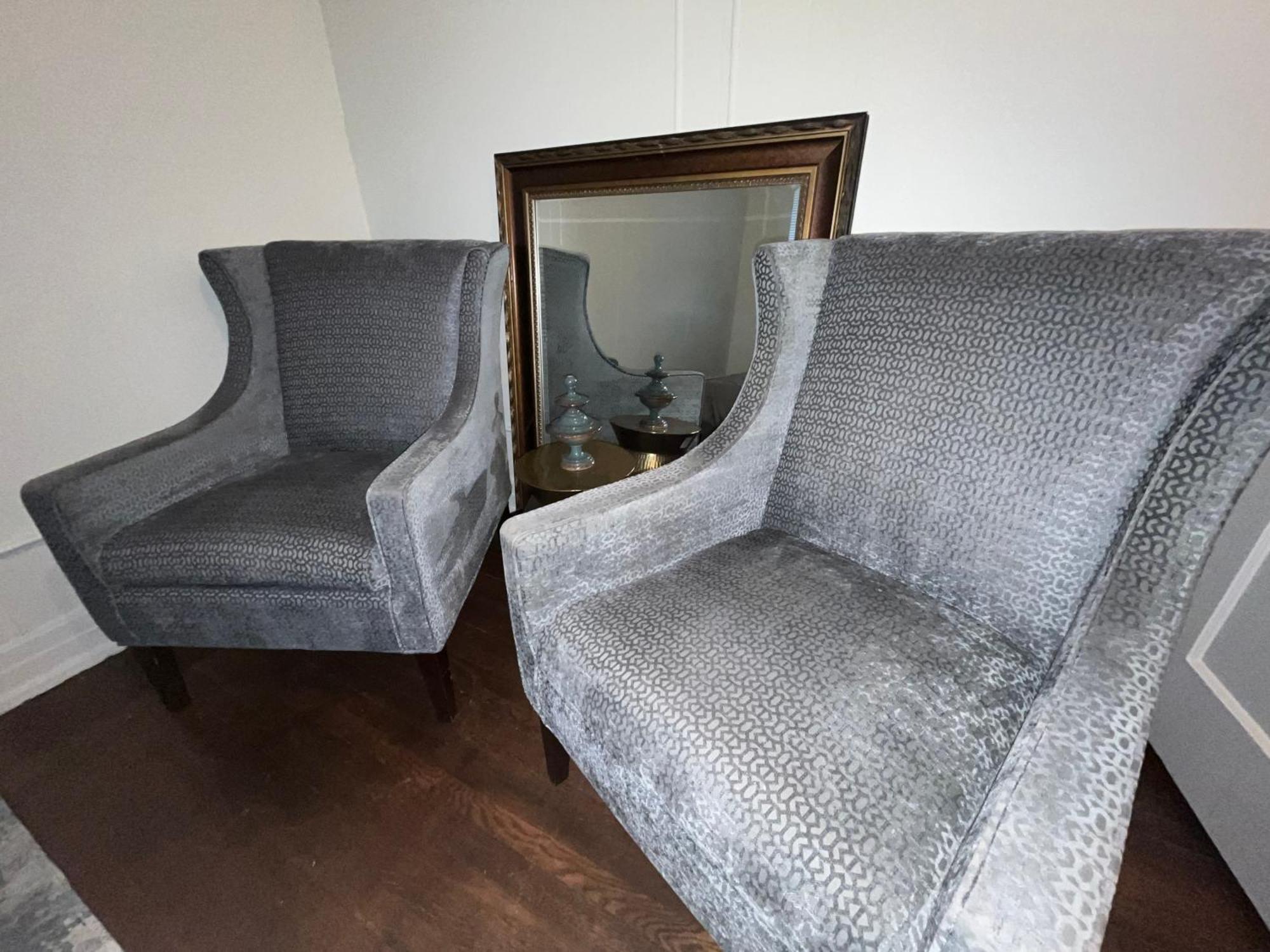 2 Bedroom Stylist *